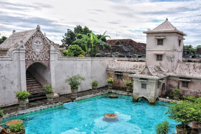 Sejarah Taman Sari: Pusat Kejayaan Kerajaan Mataram Islam di Yogyakarta